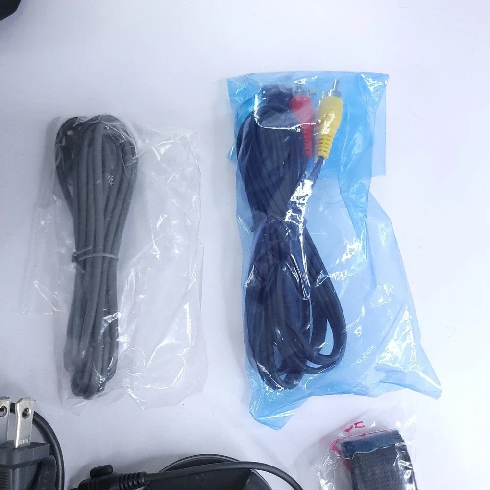 Samsung SCD23 MiniDV Video Camcorder Case Instructions Charger Batteries Tapes